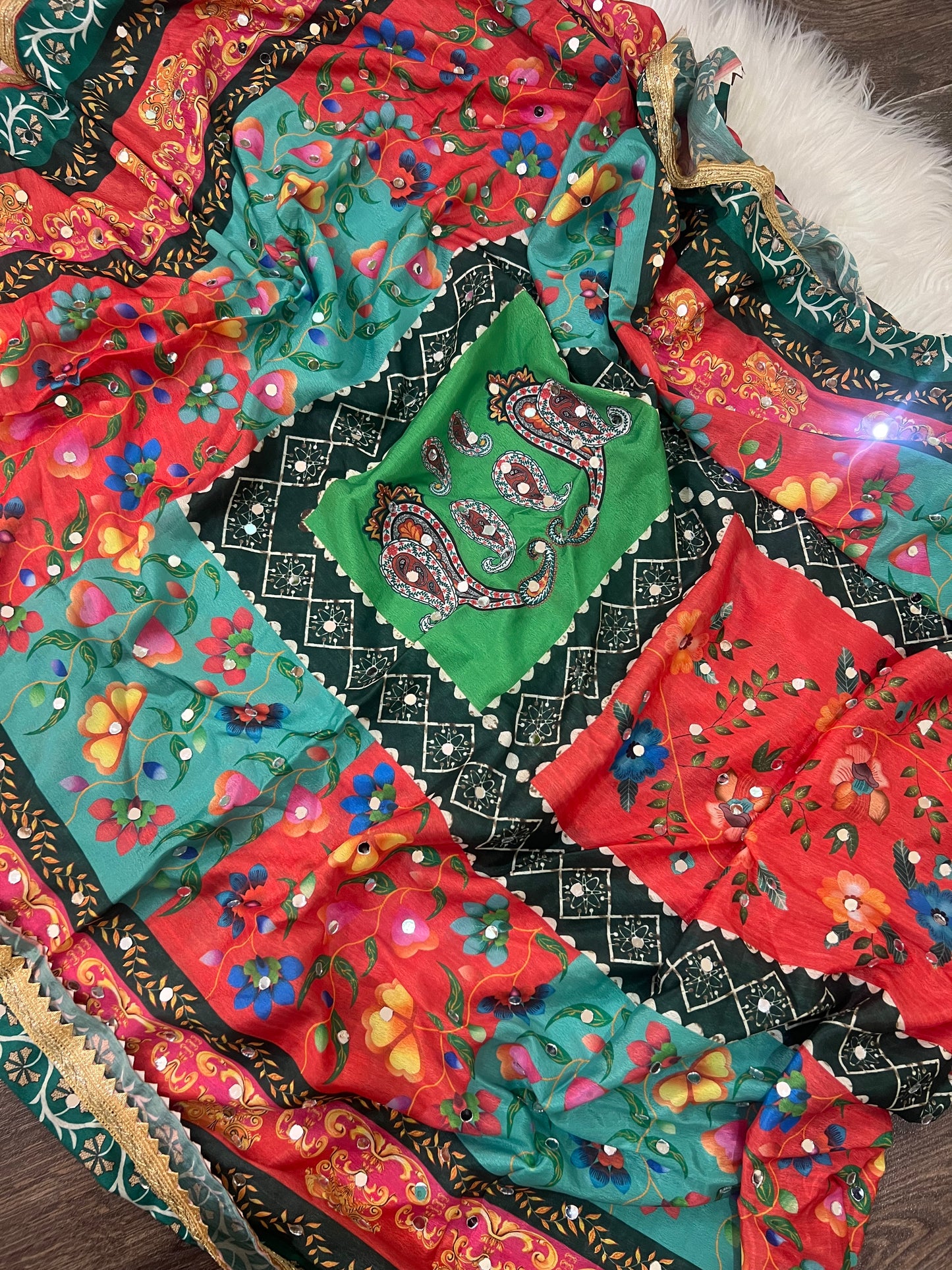 Viral Pakistani Silk Dupatta