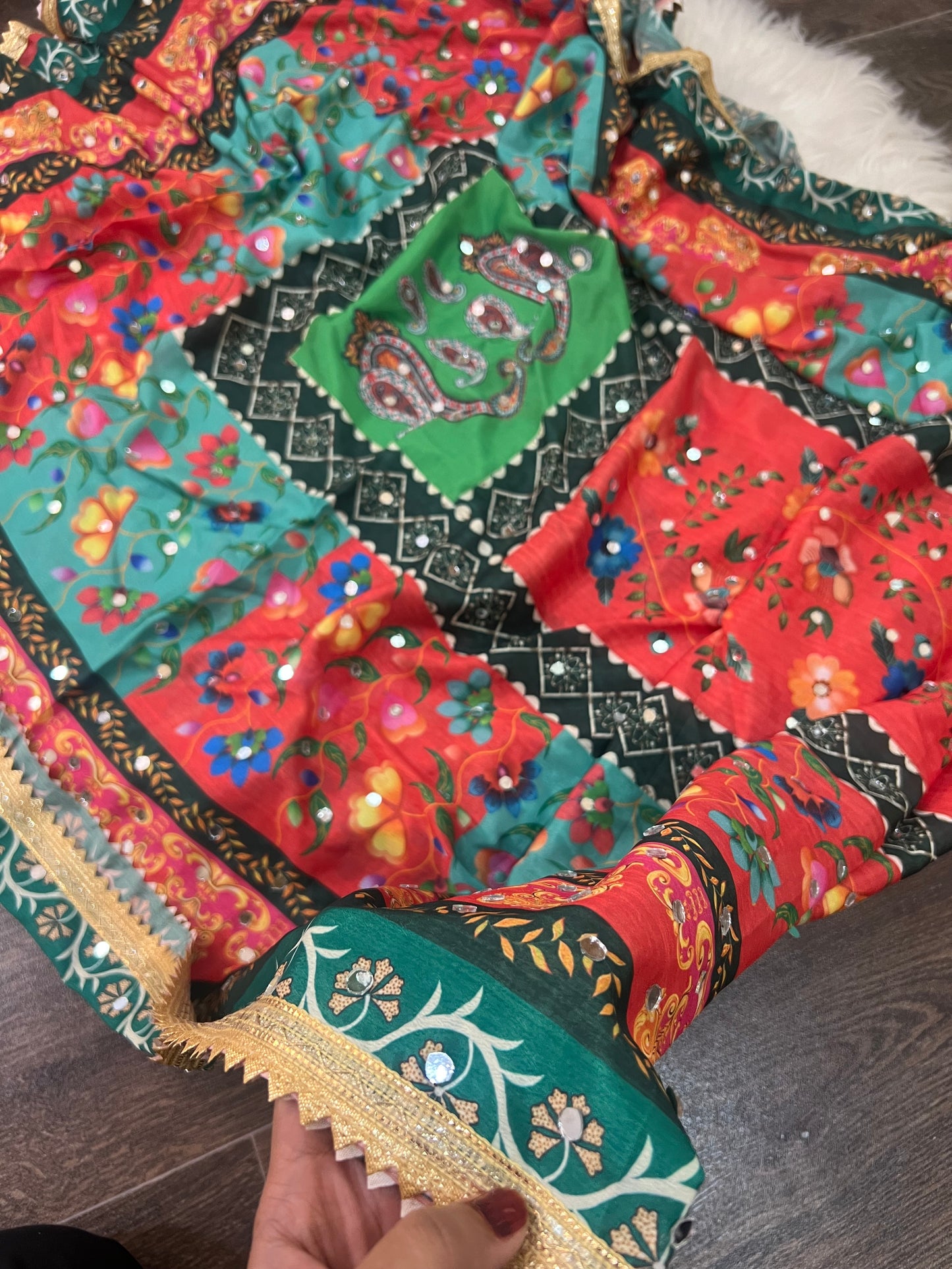 Viral Pakistani Silk Dupatta