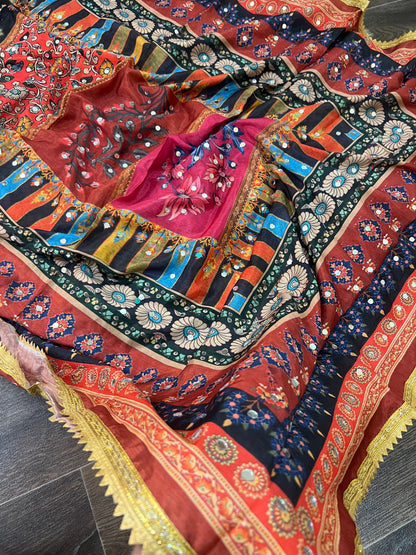 Viral Pakistani Silk Dupatta